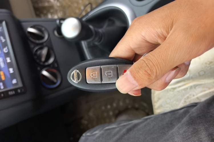 Used Nissan Qashqai 2011 2.0 XL Fire 6MT 2WD Vehicle Key