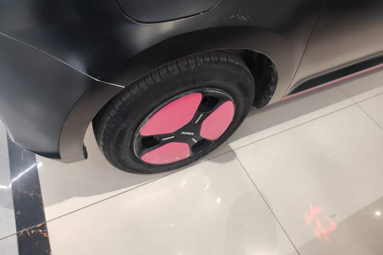 Used CHANGAN NEVO Lumin 2022 210km Sweet Edition Left Front Wheel Hub