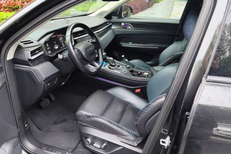 Used Lynk & Co 05 2020 2.0TD Two-Wheel Drive Shine Halo Left Front Seat