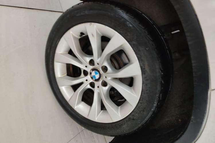 Used BMW X1 2014 sDrive18i Fashion Model Exterior 5