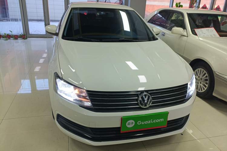 Used Volkswagen Lavida 2017 1.6L Manual Fashion Edition
