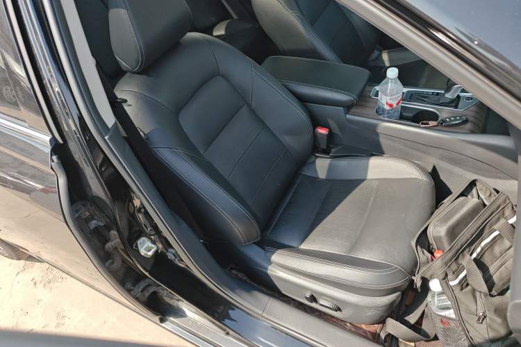 Used Nissan Teana 2021 2.0L XL Comfort Edition Right Front Seat