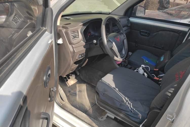 Used Wuling Hongguang V 2021 1.5L Jingqu Version LAR