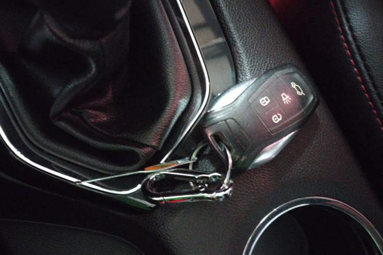 Used Soueast DX3 2016 1.5L Manual Luxury Edition