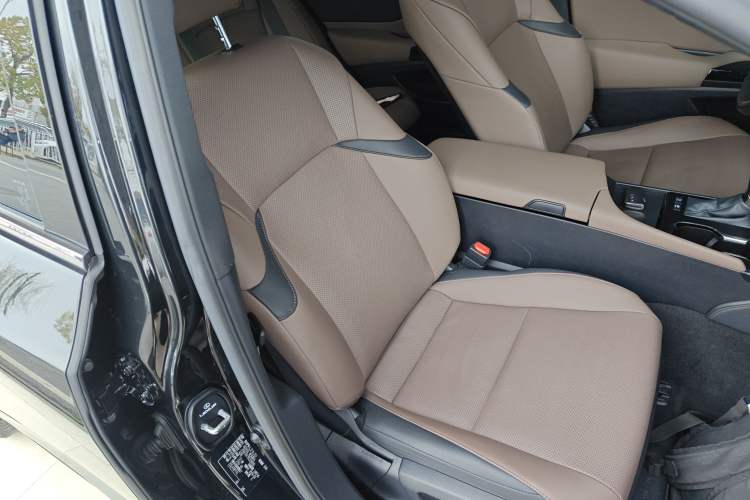 Used Lexus ES 2022 300h Excellence Edition