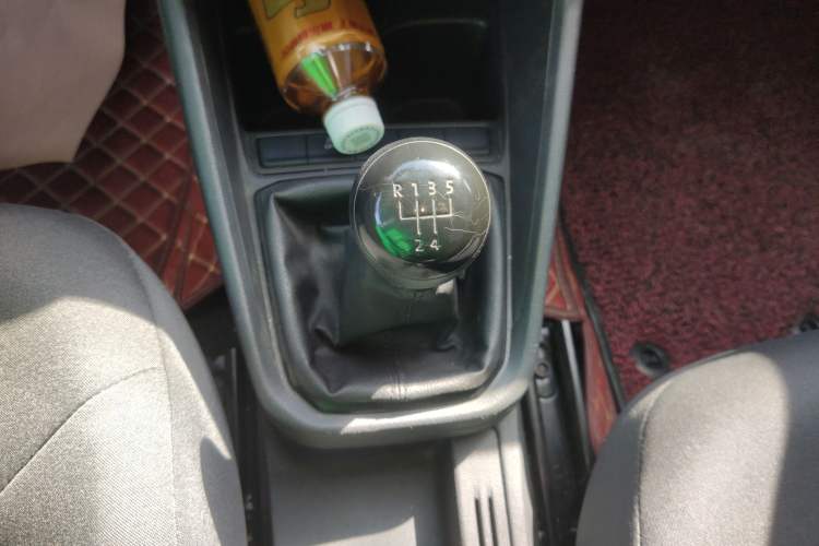 Used Volkswagen Santana 2018 1.5L Manual Fashion Edition Gear Lever