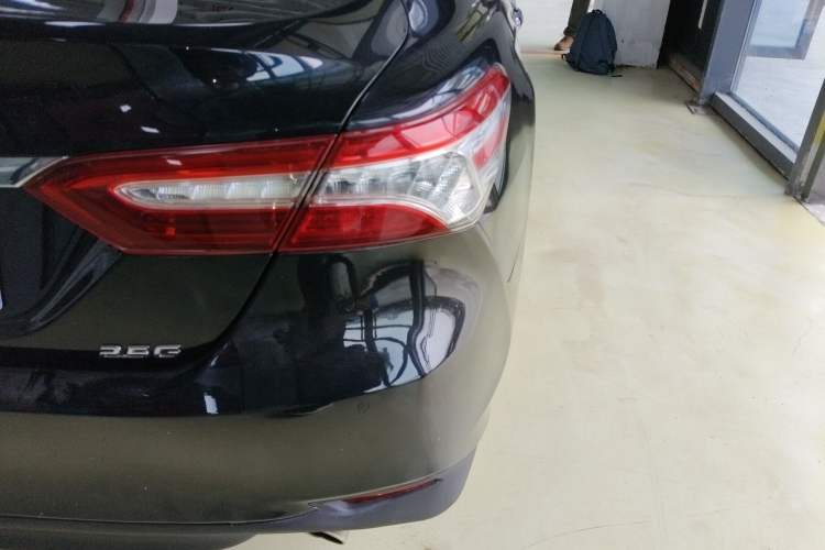 Used Toyota Camry 2021 2.5G Luxury Edition Right Rear Taillight