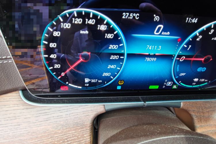 Used Mercedes-Benz E-Class New Energy 2022 Facelift E 350 e L Plug-in Hybrid Sedan
