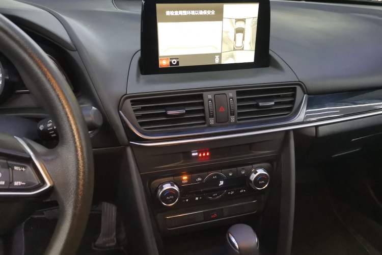 Used Mazda CX-4 2021 2.0L Automatic Two-Wheel Drive Blue Sky Exploration Edition Audio And AC Panel