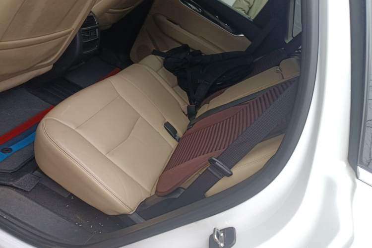 Used Cadillac XT5 2018 25T Luxury Model