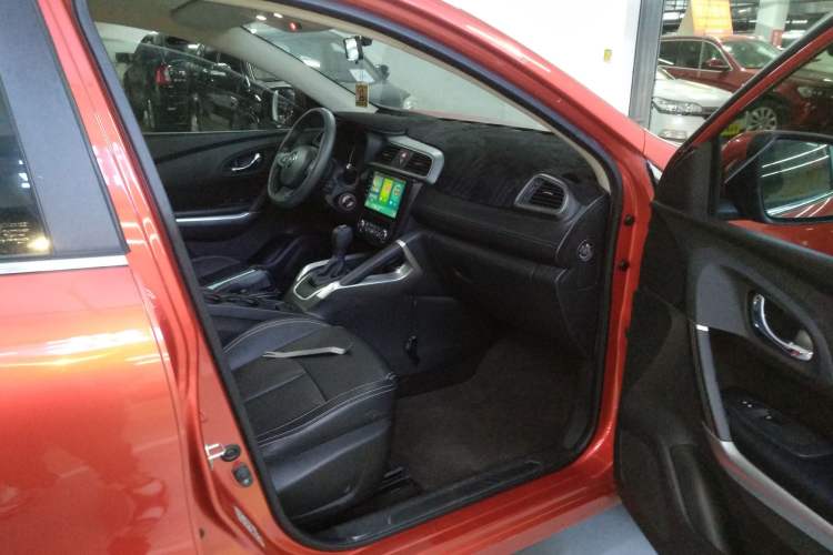 Used Renault Kadjar 2017 2.0L Two-Wheel Drive Fashion Edition Right Front Seat