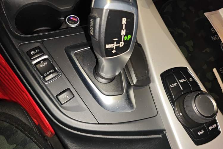 Used BMW 3 Series GT 2017 320i Sport Edition