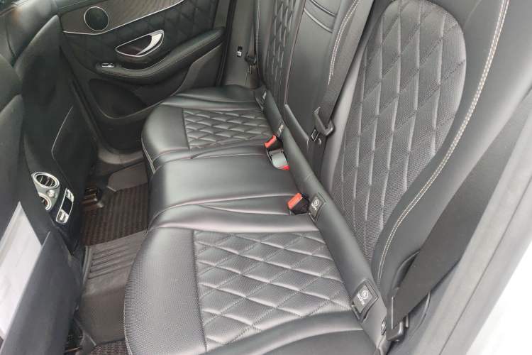 Used Mercedes-Benz GLC 2016 GLC 300 4MATIC Dynamic Model Left Rear Seat