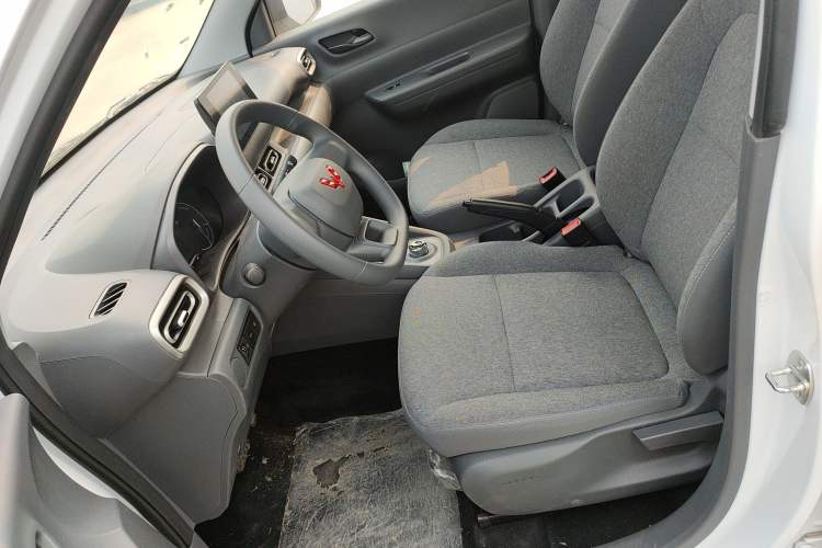 Used Wuling Hongguang New Energy 2024 All-Electric Model 300KM Standard Version