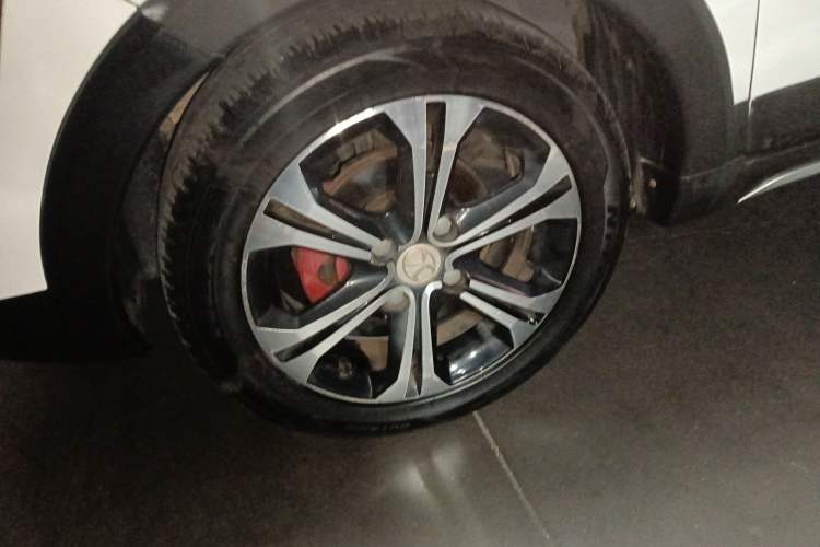 Used BAIC Senova X25 2015 1.5L automatic luxury version
