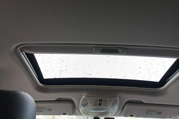 Used GAC Trumpchi GS5 Super 2015 1.8T Automatic Two-Wheel Drive Elite Edition