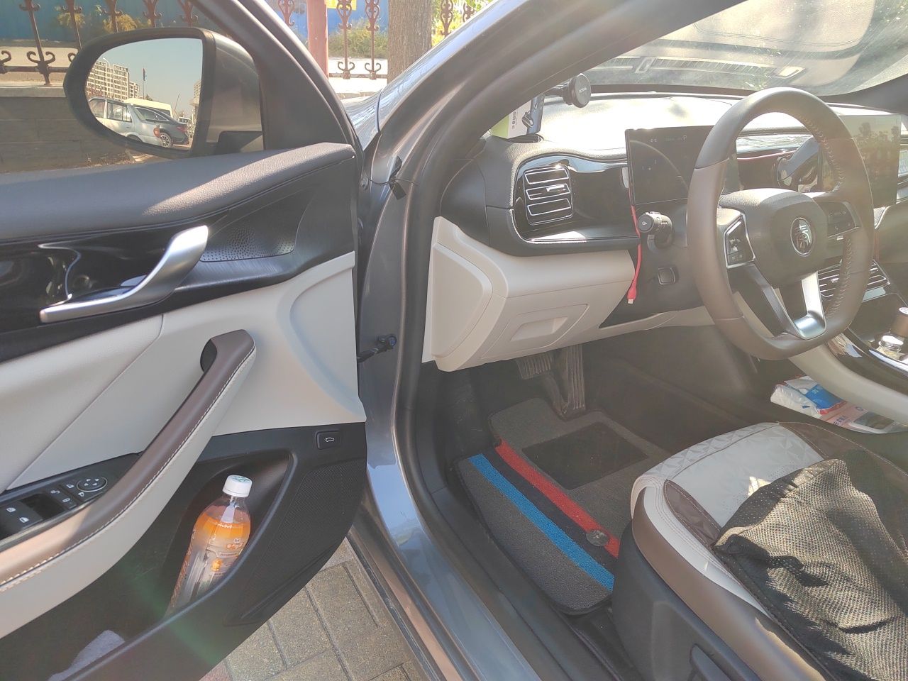 BYD Qin PLUS 2024 HONOR Edition DM-i 55KM Leading Model — снимка 16