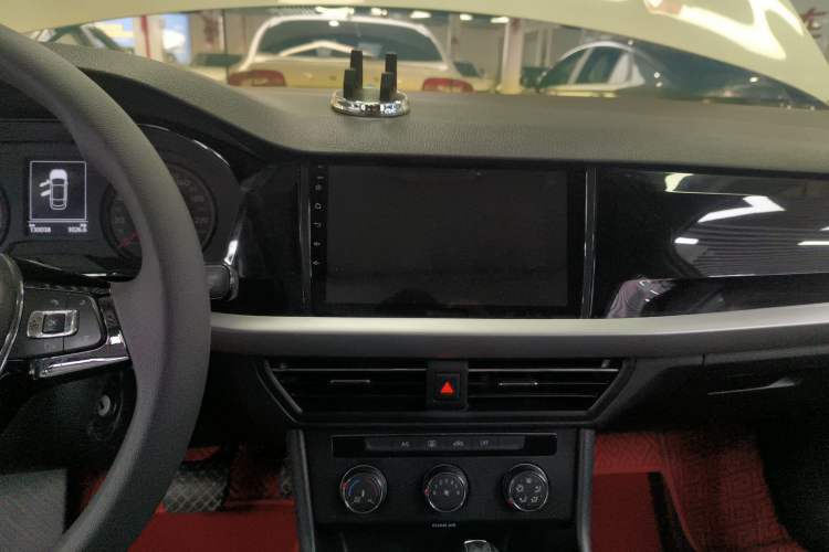 Used Volkswagen Lavida 2019 1.5L Automatic Comfort Edition China VI Standard
