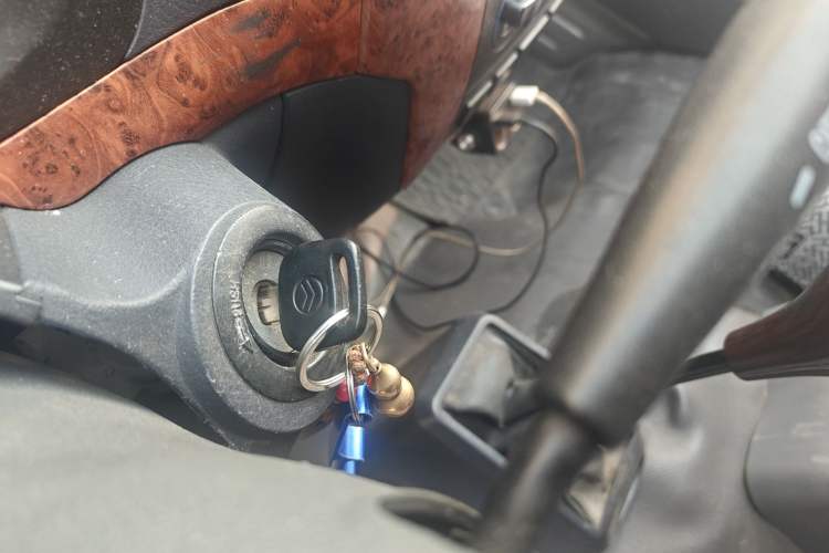 Used Golden Dragon Hiace 2019 2.0L Gasoline Long-Wheelbase High-Roof XC4G20 Vehicle Key