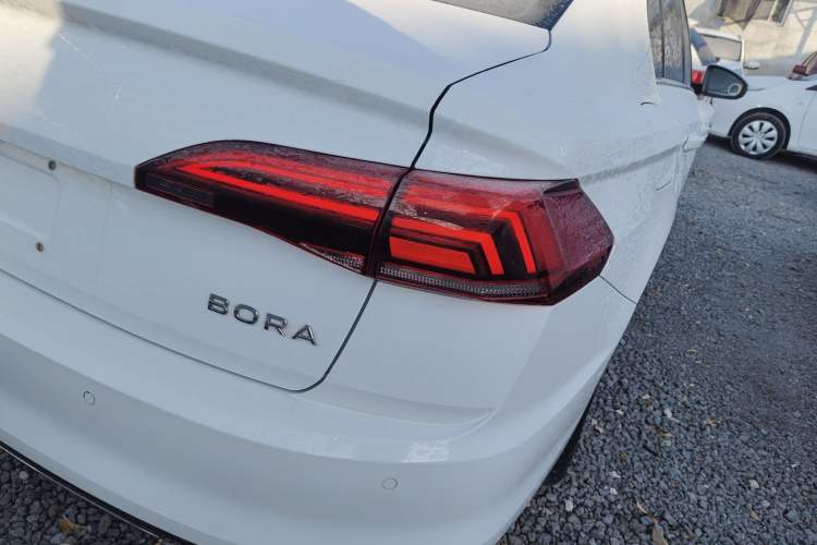 Used Volkswagen Bora 2021 1.5L Automatic Fashionable Smart Connectivity Version