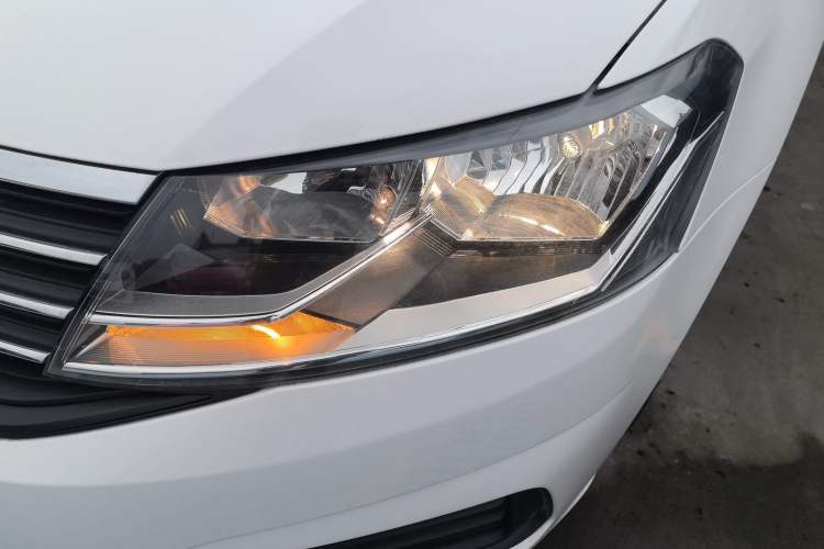 Used Volkswagen Lavida 2019 Lavida Start 1.5L Automatic Trendy Version China VI Standard Left Front Headlight