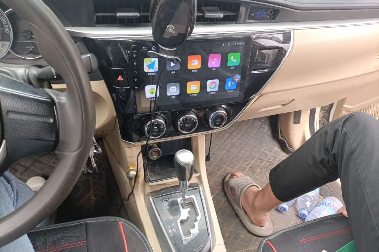 Used Toyota Corolla 2014 1.6L CVT GL Audio And AC Panel