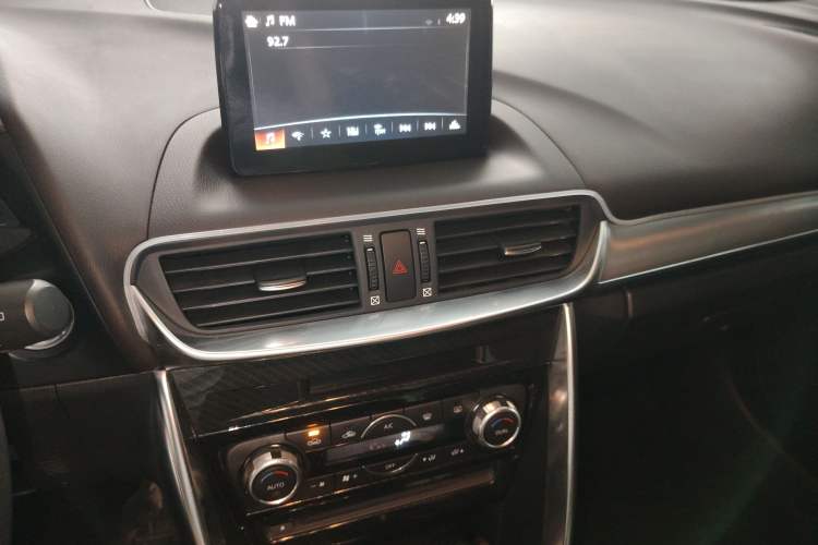 Used Mazda CX-4 2016 2.0L Automatic 2WD Blue Sky Luxury Edition
