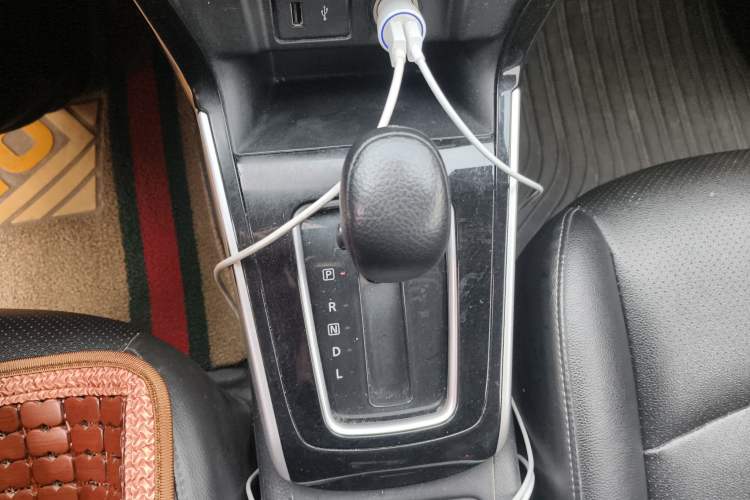 Used Nissan Sylphy 2021 Classic 1.6XL CVT Luxury Edition Gear Lever
