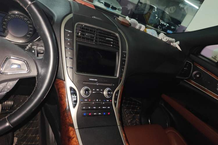 Used Lincoln MKX 2017 2.7T Four-Wheel Drive Prestige Edition