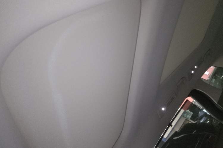 Used Denza D9 2023 DM-i 945 Business Edition
