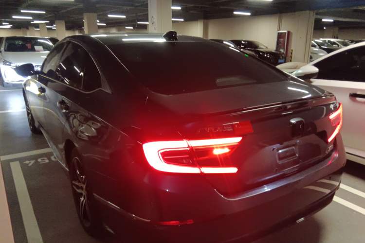 Used Honda Accord 2022 260TURBO Phantom Night · Prestige Edition