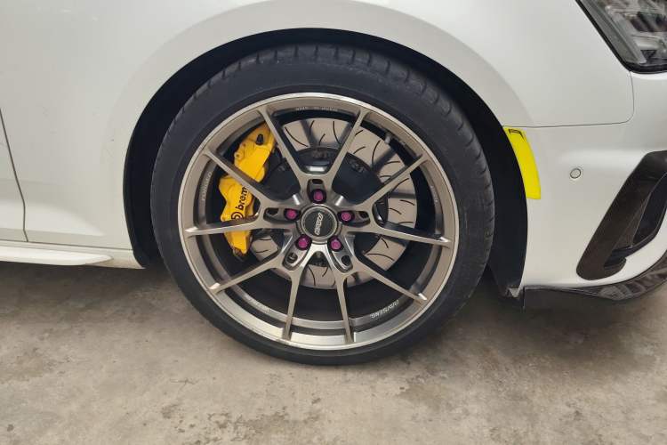 Used Audi A4L 2019 40 TFSI Fashion Edition China VI Emission Standard
