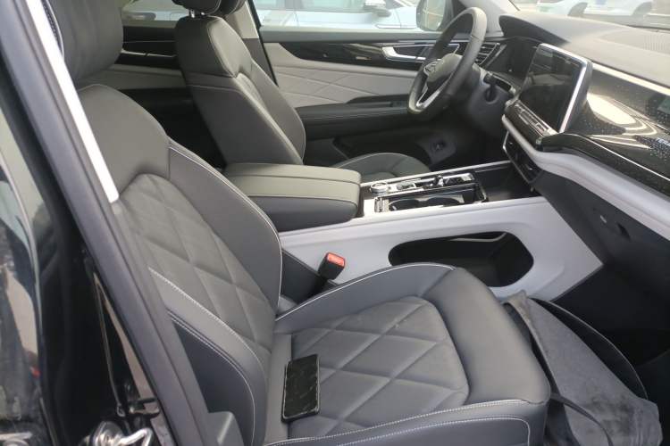 Used Volkswagen Teramont 2024 380TSI Four-Wheel Drive Longxiang Edition
