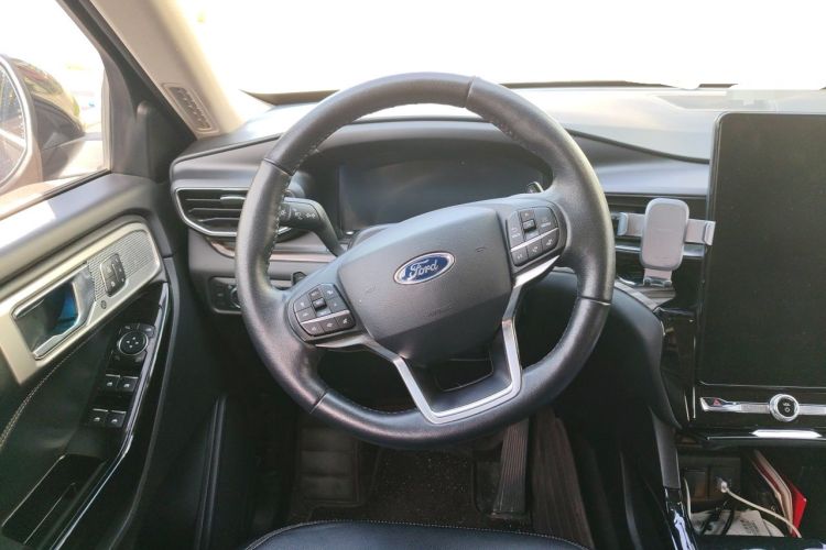 Used Ford Explorer 2020 EcoBoost 285 4x4 Titanium Edition 6 Seats