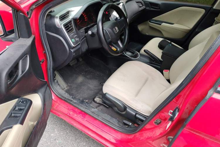 Used Honda City 2015 1.5L CVT Comfort Version
