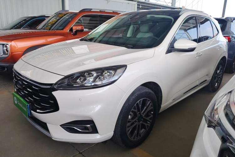 Used Ford Escape 2020 EcoBoost 245 Four-Wheel Drive Luxury Edition