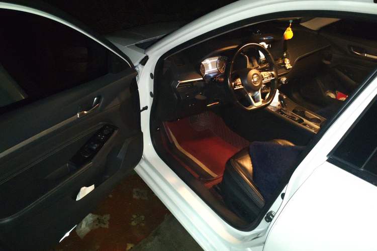 Used Nissan Teana 2019 2.0L XL Upper SmartDrive Version
