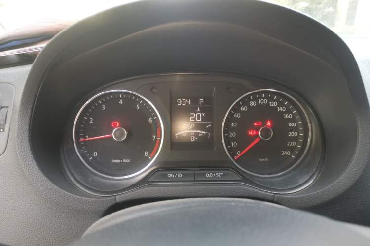 Used Volkswagen Polo 2014 1.4L Automatic Comfort Edition Instrument Cluster