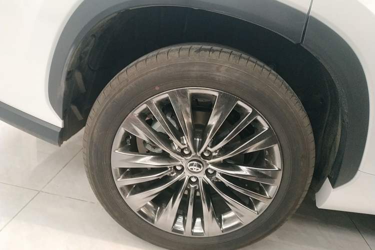 Used Toyota Highlander 2026 Model 2.5L Intelligent Electric Hybrid Dual-Engine Two-Wheel-Drive Luxury Edition 7-seater