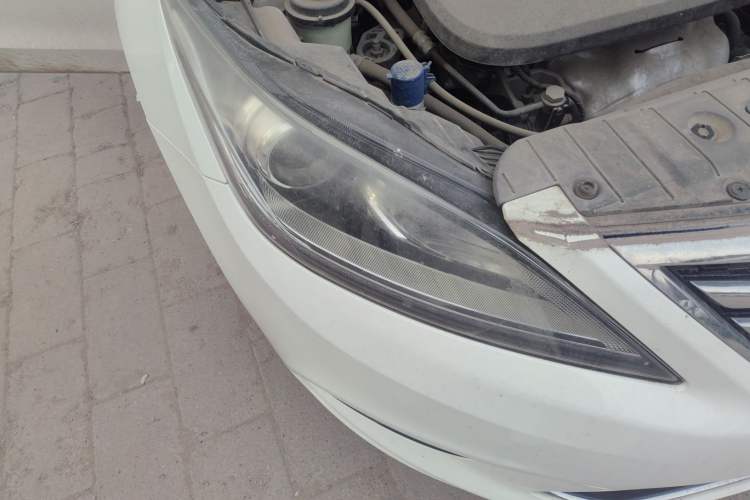 Used CHANGAN Eado 2016 Blue Motion 1.6L Manual Navigation Model
