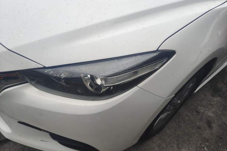 Used Mazda 3 Axela 2017 Hatchback 1.5L Manual Comfort Edition China V Left Front Headlight