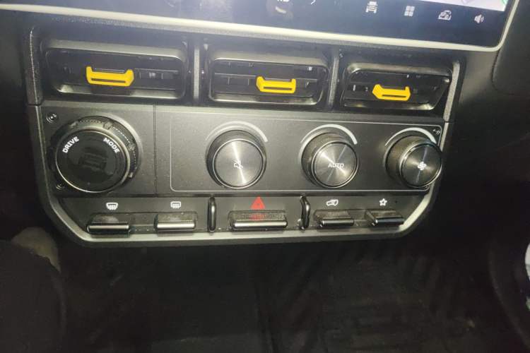 Used iCAR V23 2025 401 Two-Wheel Drive Advanced Edition
