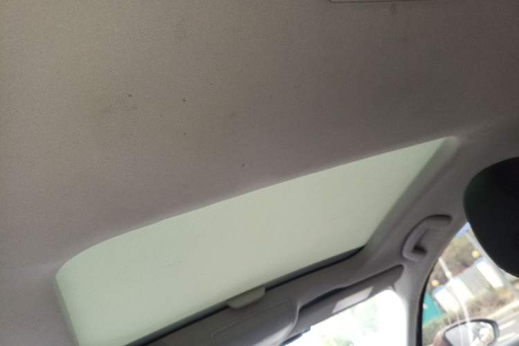 Used Volkswagen Lamando 2015 280TSI DSG Comfort Edition Headliner