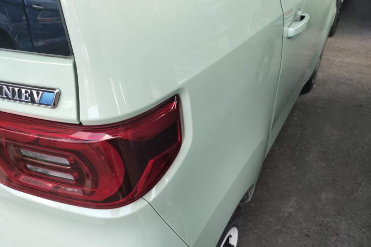 Used Wuling Hongguang MINIEV 2021 Macaron Fashion Model Lithium Iron Phosphate