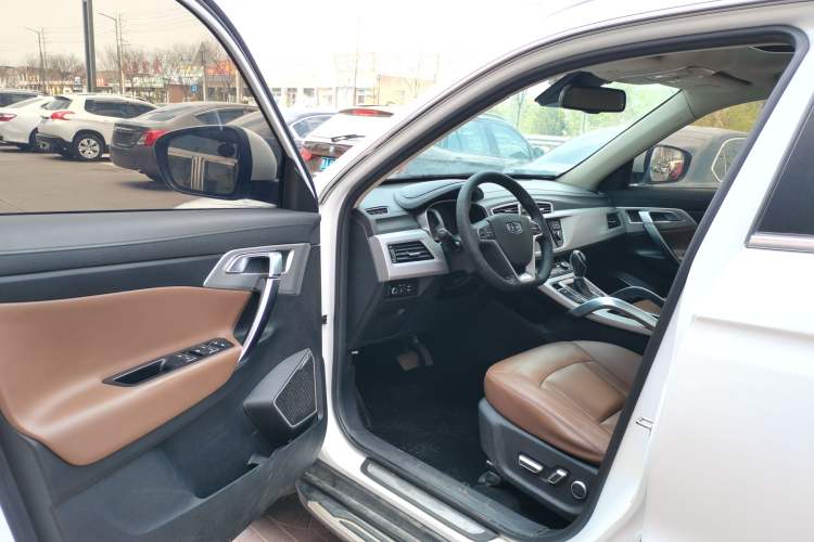 Used Geely Auto Emgrand X7 Sport 2016 1.8TD Automatic All-Wheel-Drive ZhiZun Edition Driver Seat