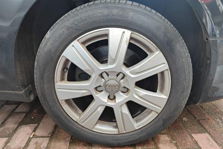 Used Audi A6L 2009 2.4L Technology version
