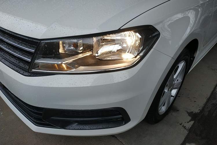 Used Volkswagen Santana 2015 Haval H6 1.6L Automatic Luxury Model Left Front Headlight