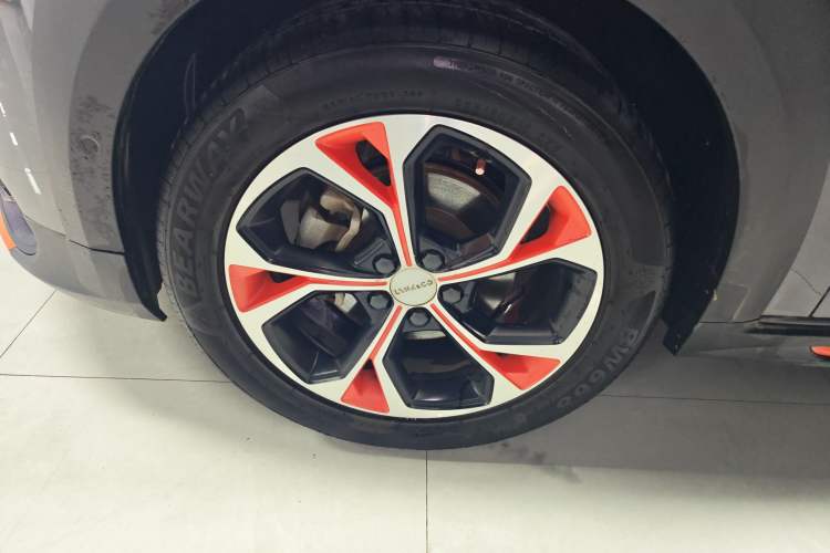 Used Lynk & Co 02 2018 1.5T DCT Two-Wheel Drive Zhaopu Version China V Standard Left Front Wheel Hub