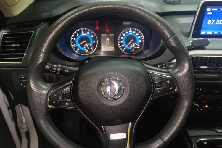 Used Dongfeng Fengon S560 2019 1.8L CVT Elite Model Steering Wheel