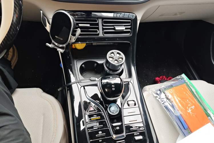 Used BYD Qin PLUS 2023 Champion Edition DM-i 55KM Leading Model
